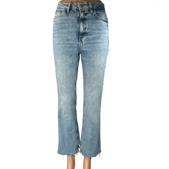 Zara Denim - ZARA Stretch Raw Hem/Kick Out Hem Jeans